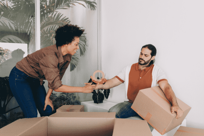 rusted Packers and Movers Staff in Maholi